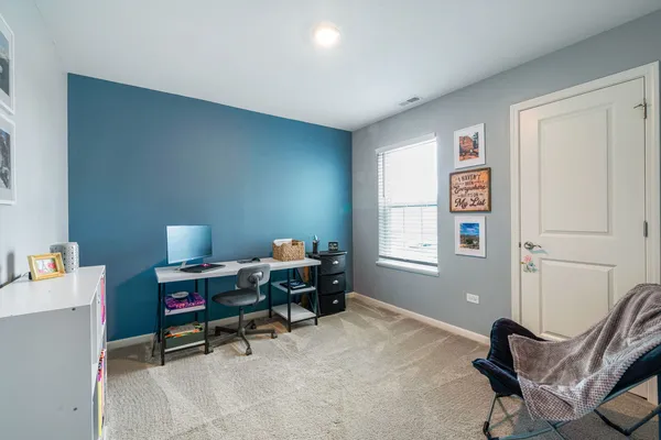 $307,000 | 15027 West Quincy Circle, Manhattan, IL 60442