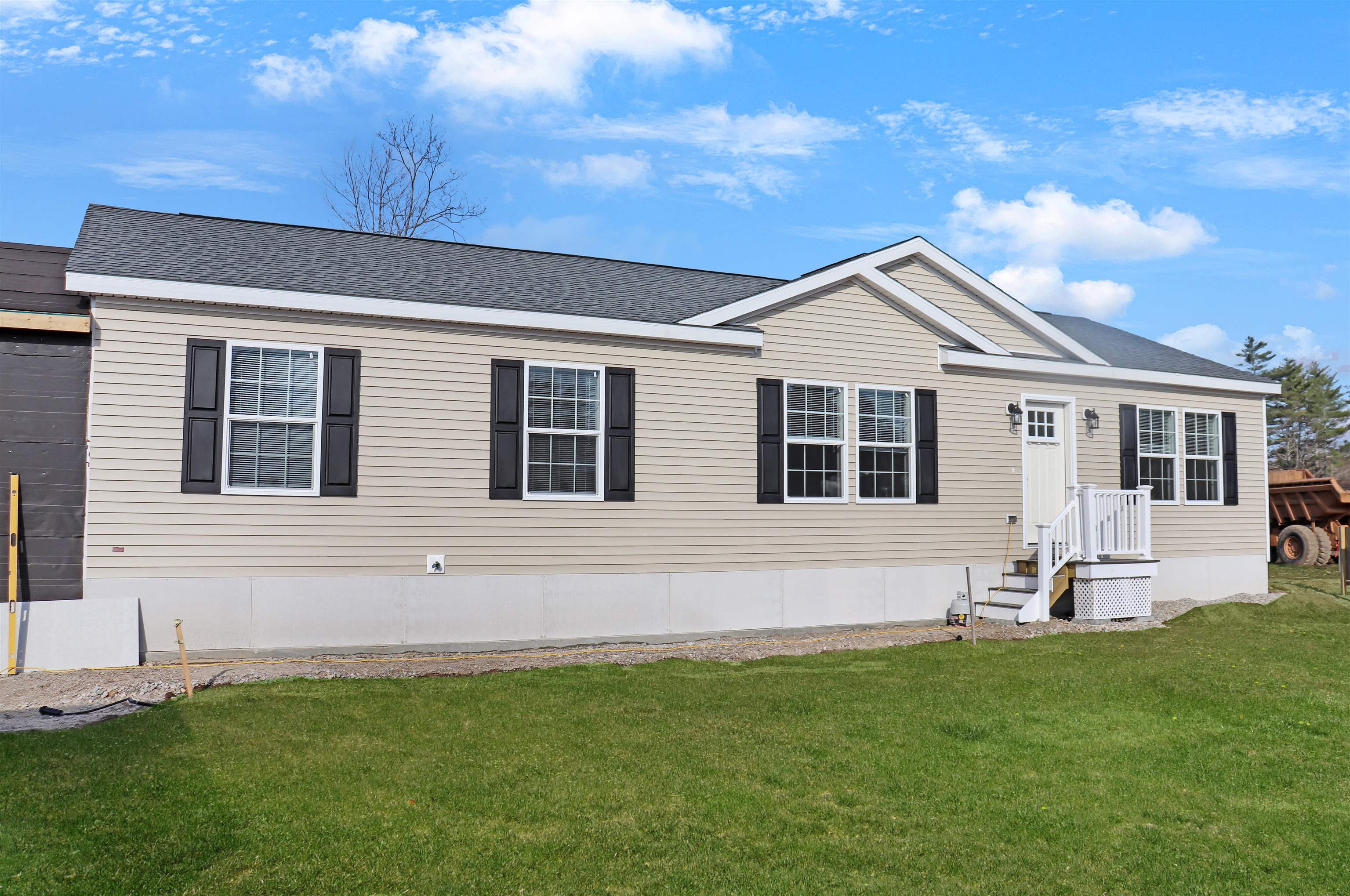 33 Margaret's Way Ossipee, NH 03864 - Photo 4 of 40