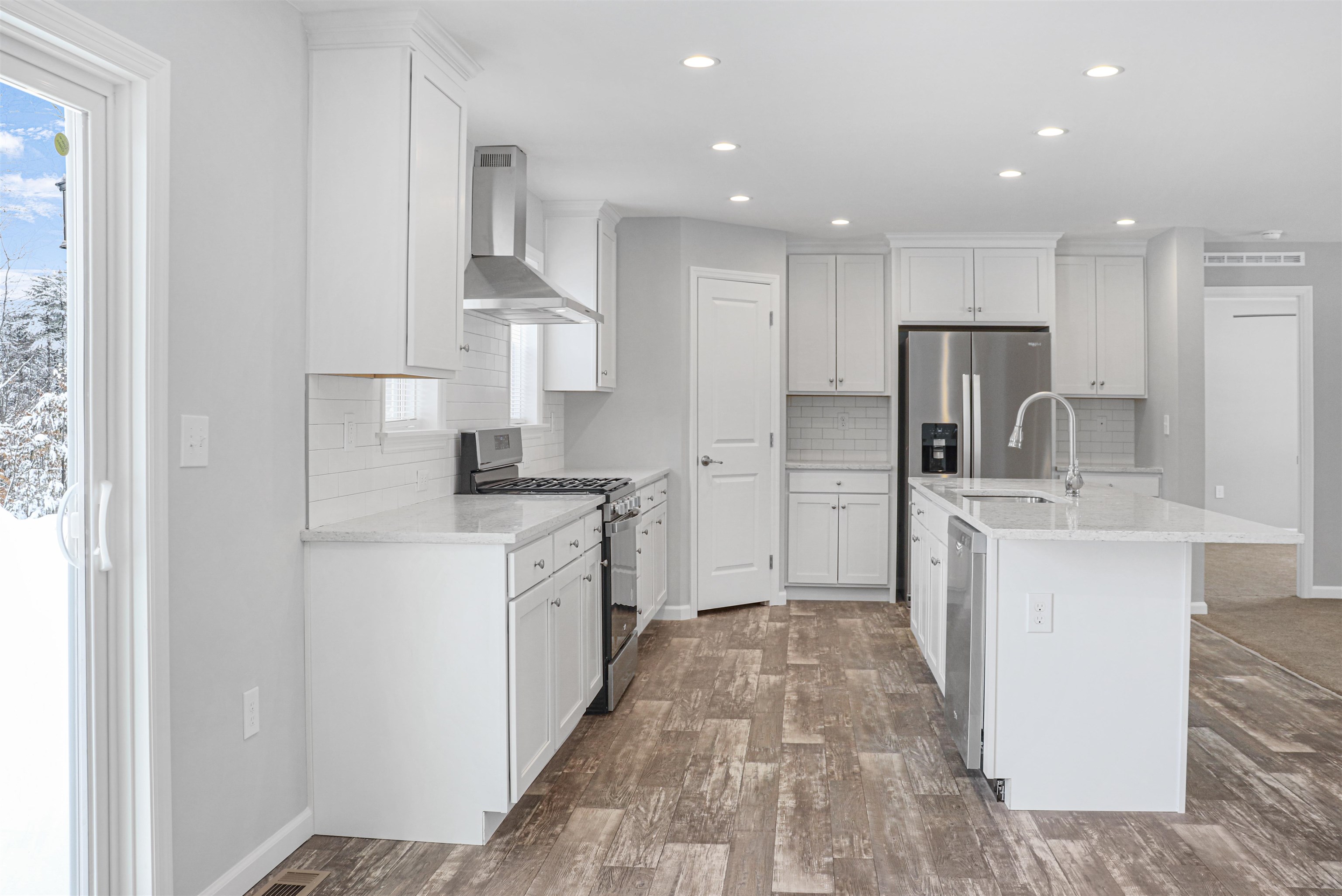 33 Margaret's Way Ossipee, NH 03864 - Photo 9 of 40