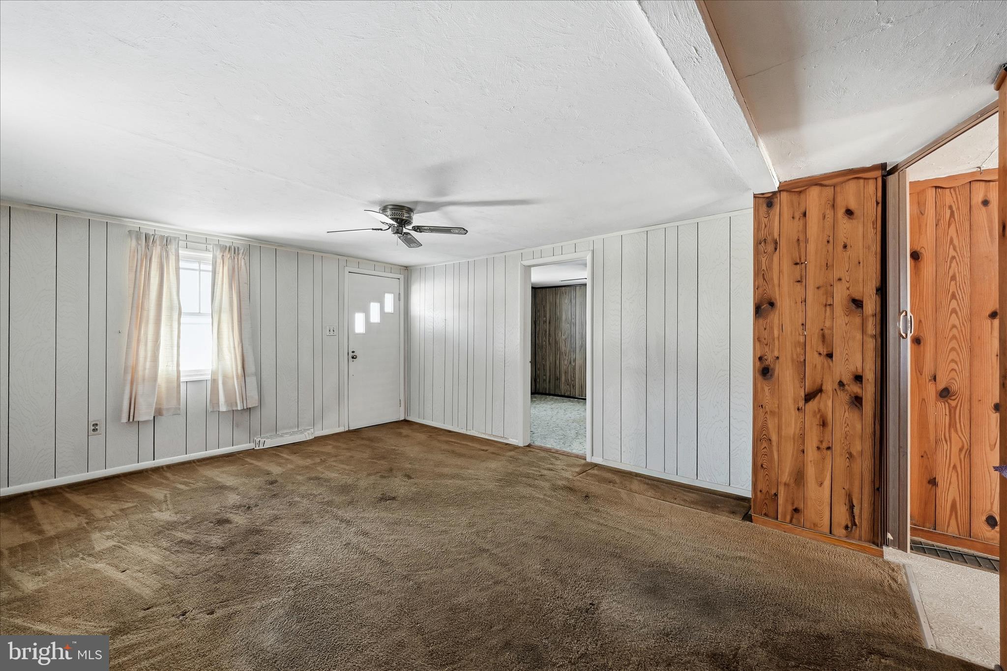 244 Gun Club Road Stephenson, VA 22656 - Photo 9 of 36 Living Room