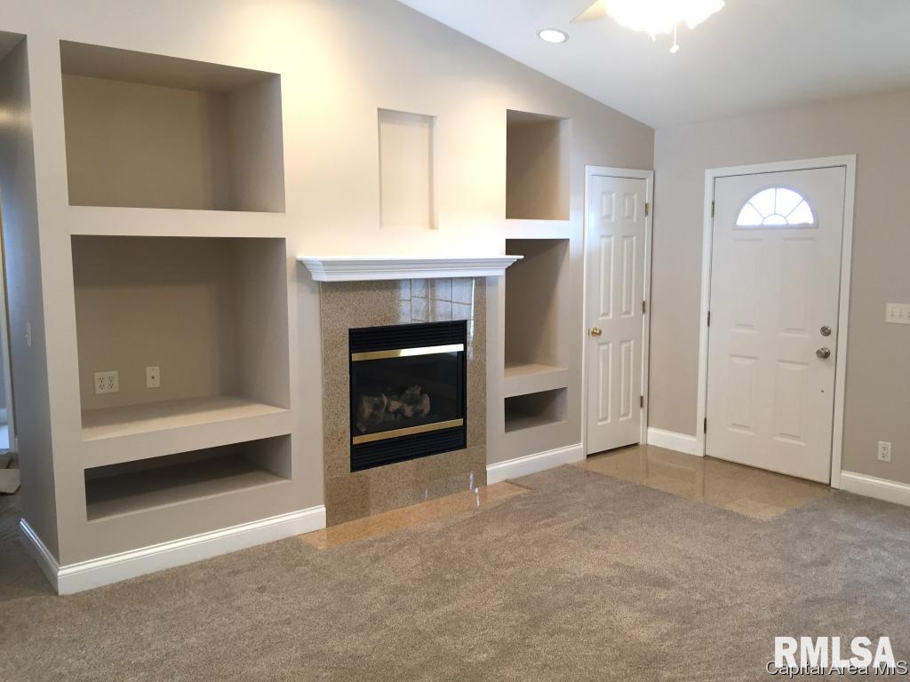 1358 Milldale Drive Rochester, IL 62563 - Photo 9 of 36 Gallery Image 9