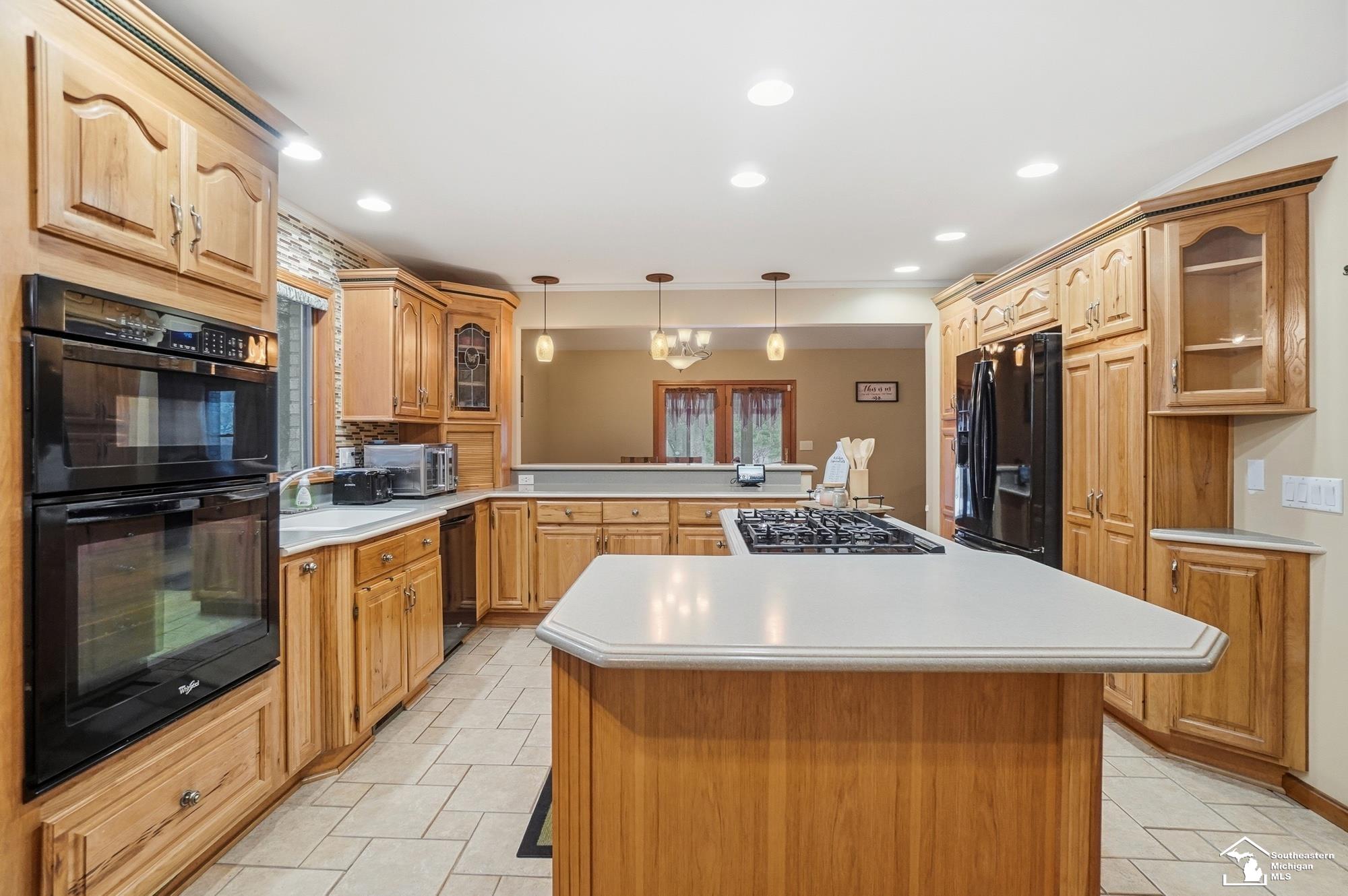 343 East Hurd Road Monroe, MI 48162 - Photo 17 of 77 50197071-6e1a1c53-cc58-443c-a1da-59f9766df28e.JPG
