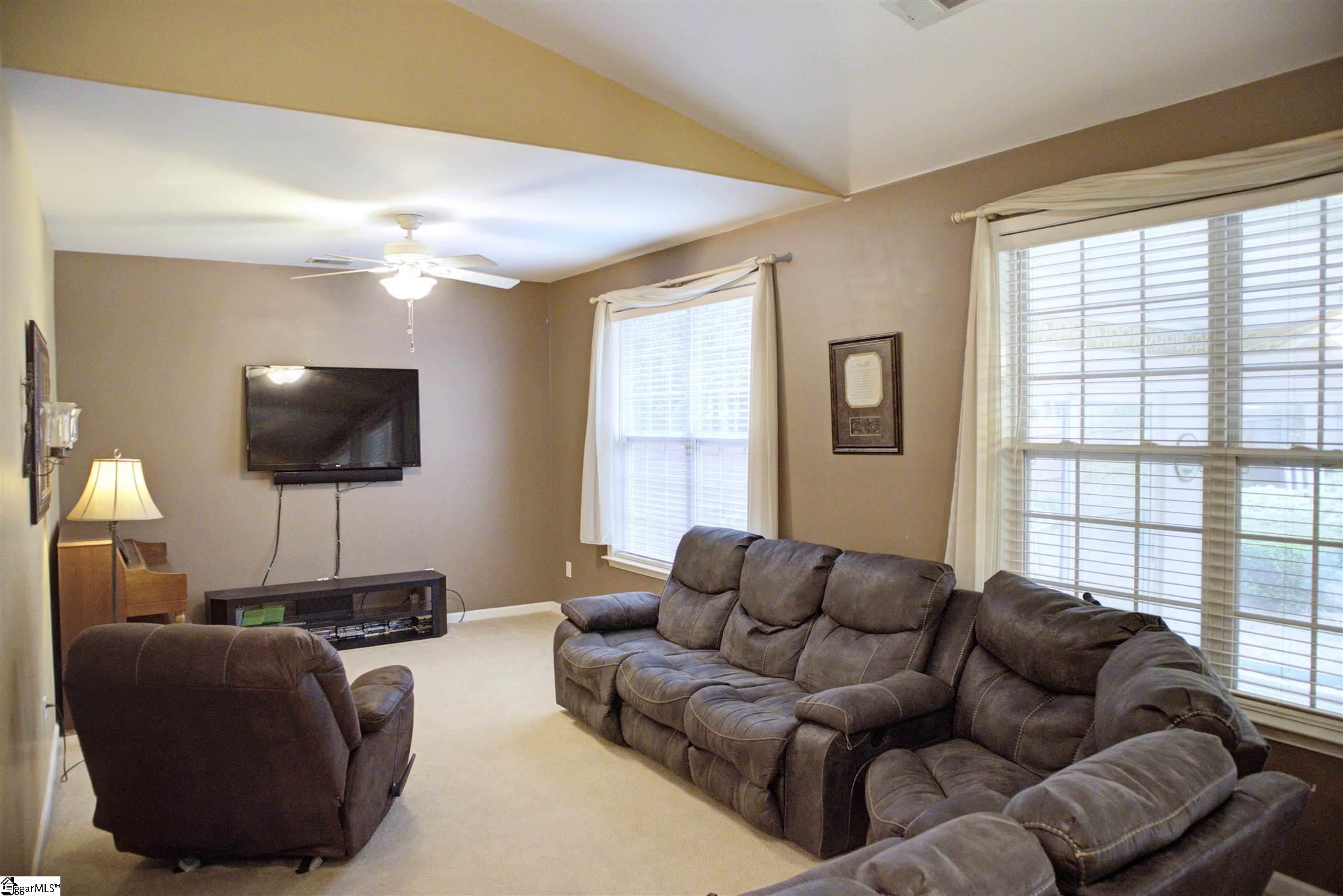 624 Geranium Lane Greer, SC 29365 - Photo 16 of 36 Gallery Image 16