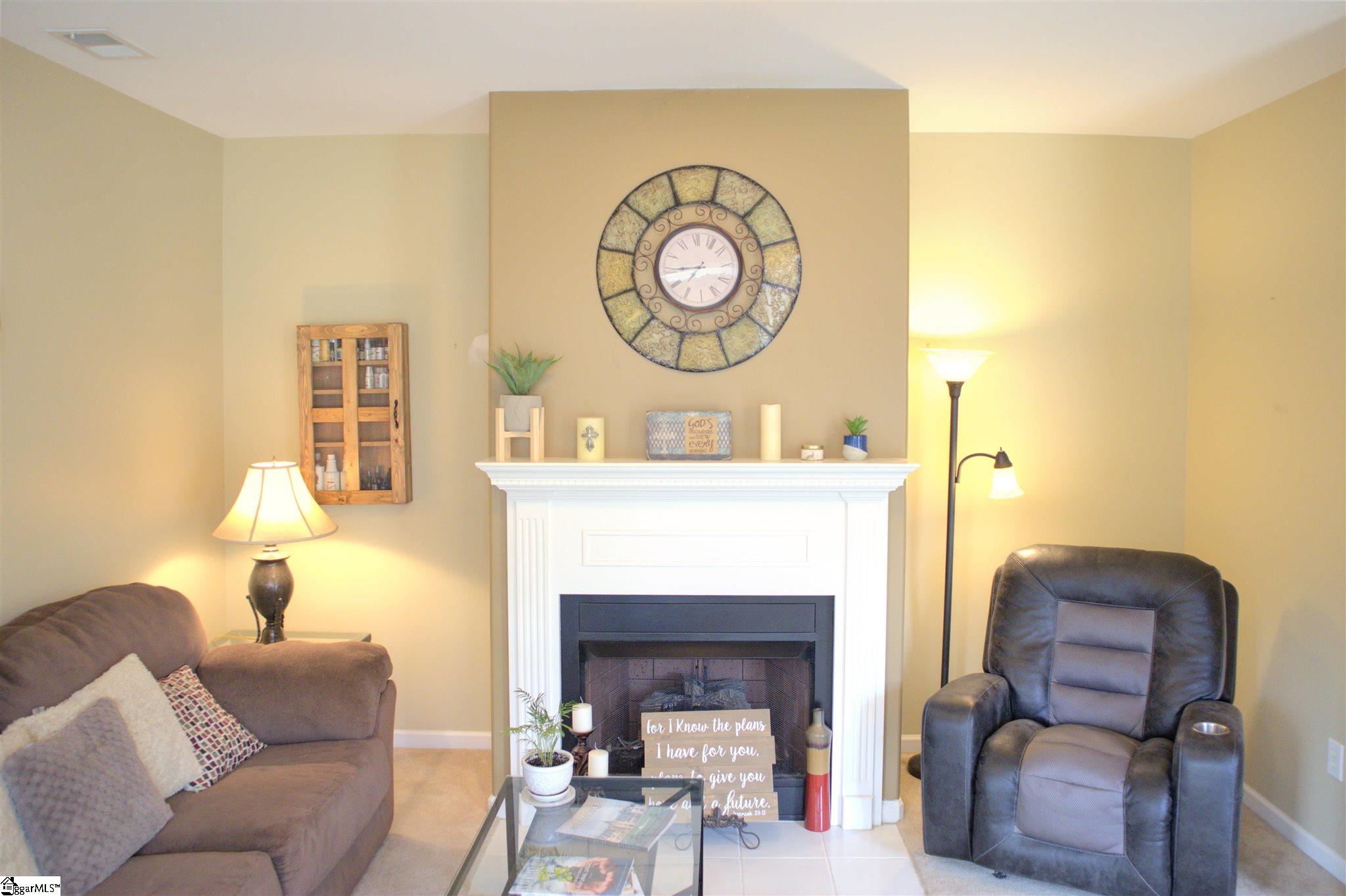 624 Geranium Lane Greer, SC 29365 - Photo 6 of 36 Gallery Image 6