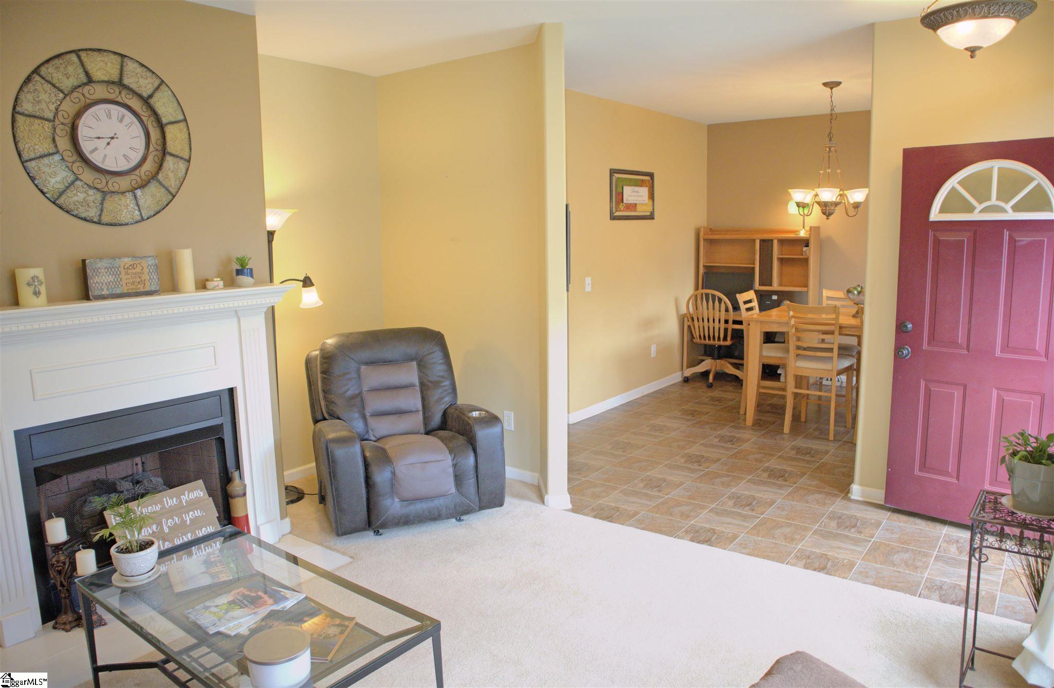 624 Geranium Lane Greer, SC 29365 - Photo 7 of 36 Gallery Image 7