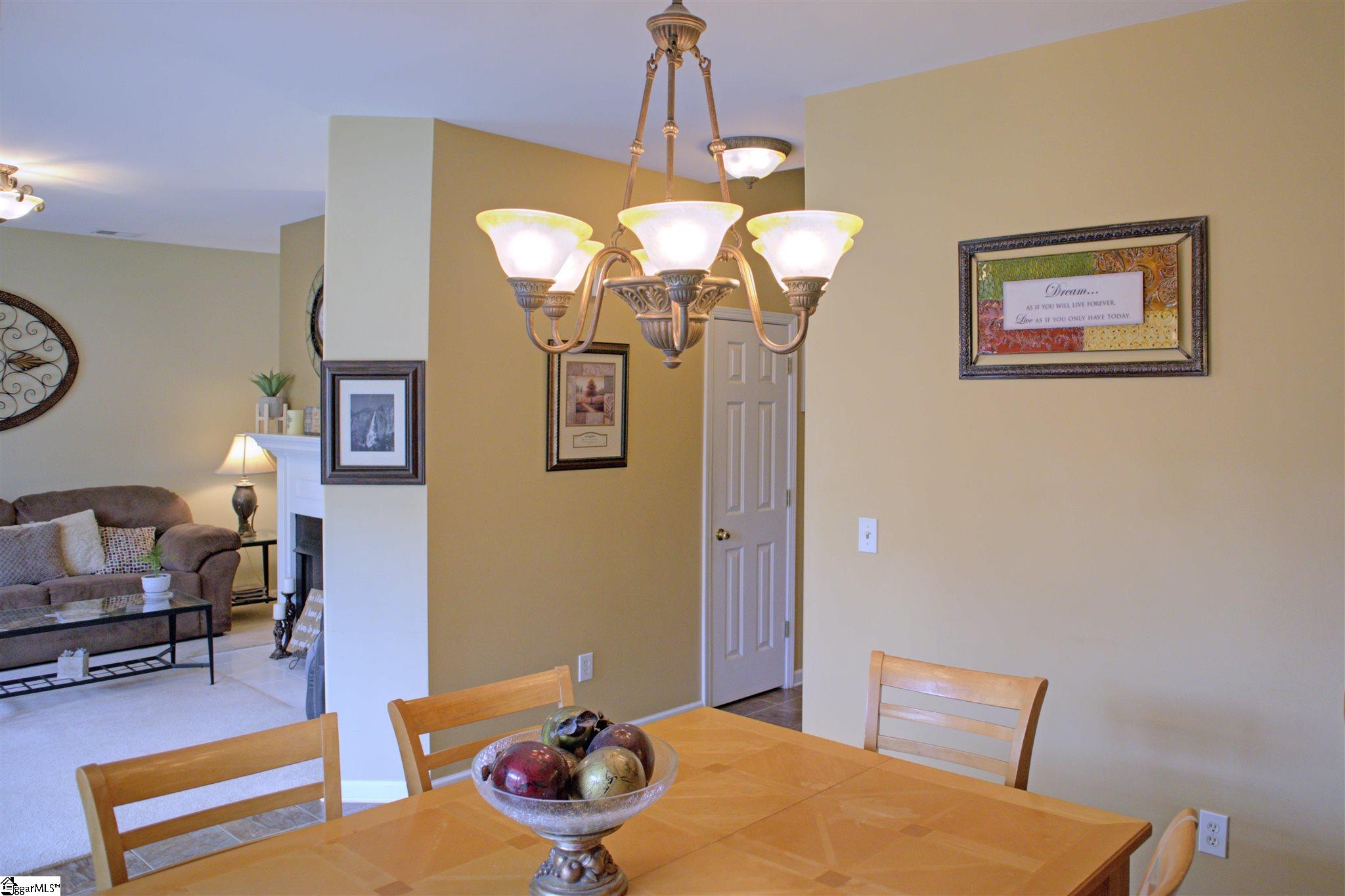 624 Geranium Lane Greer, SC 29365 - Photo 9 of 36 Gallery Image 9