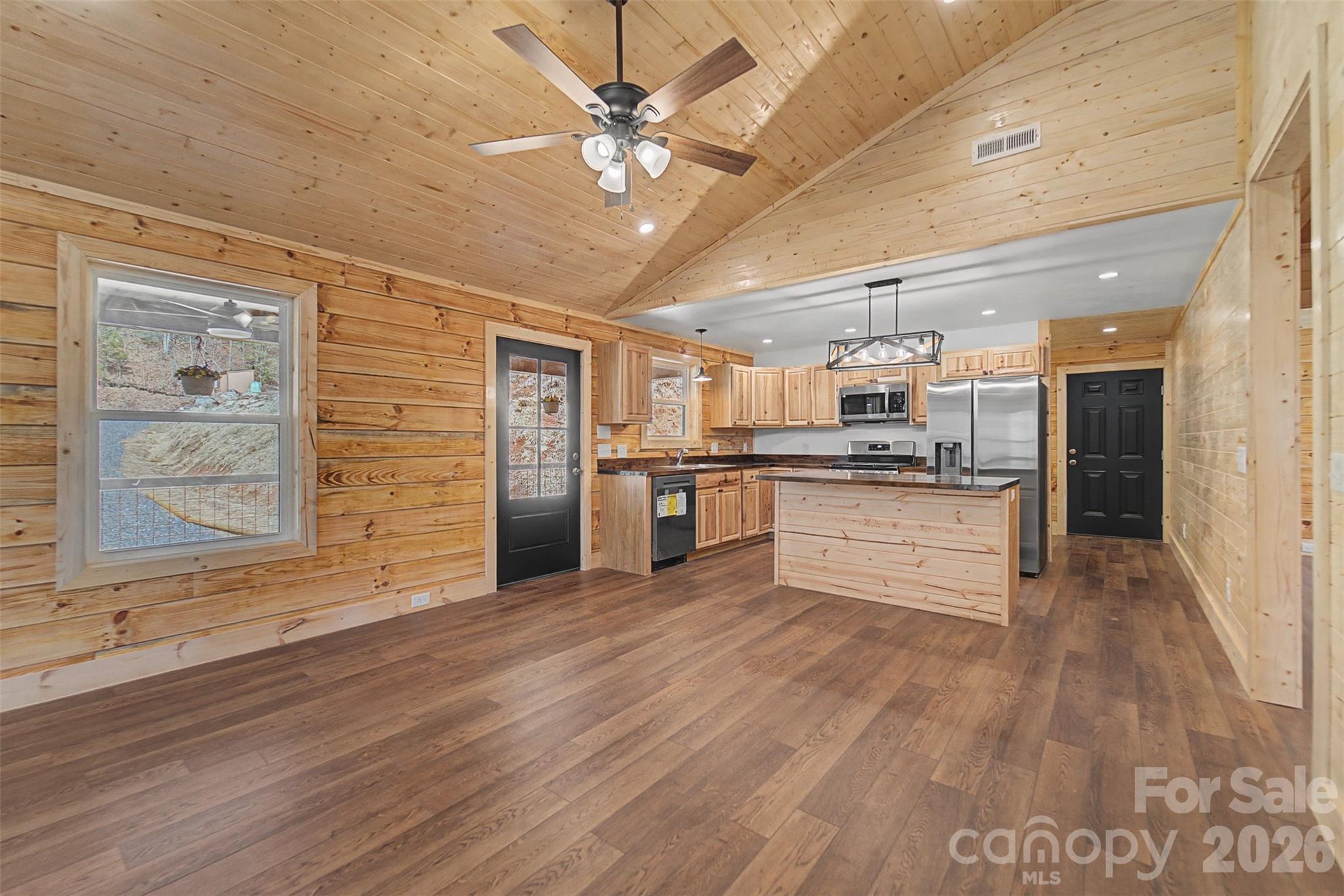 677 Ridgetop Circle Whittier, NC 28789 - Photo 13 of 37 Gallery Image 13