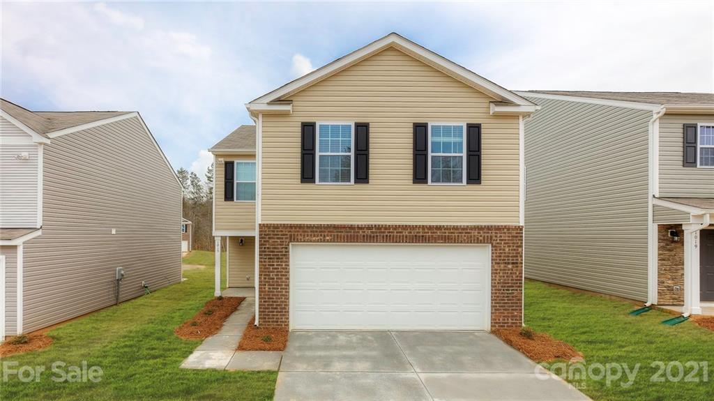 348 Gaines Road Clover, SC 29710 - Photo 29 of 48 a front view of house with yard