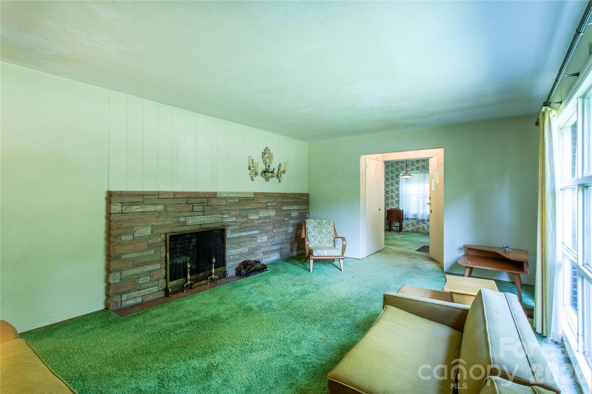 3004 Kanuga Road Hendersonville, NC 28739 - Photo 13 of 44