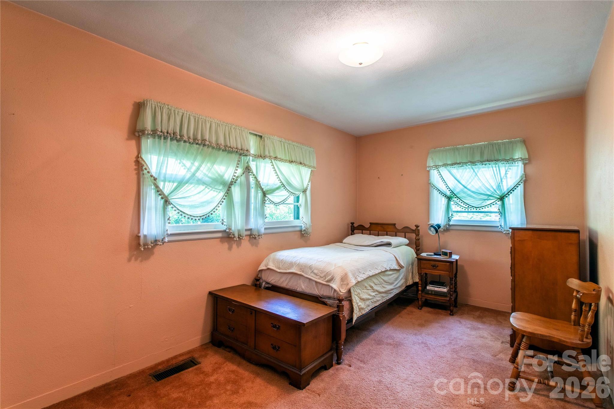 3004 Kanuga Road Hendersonville, NC 28739 - Photo 15 of 44