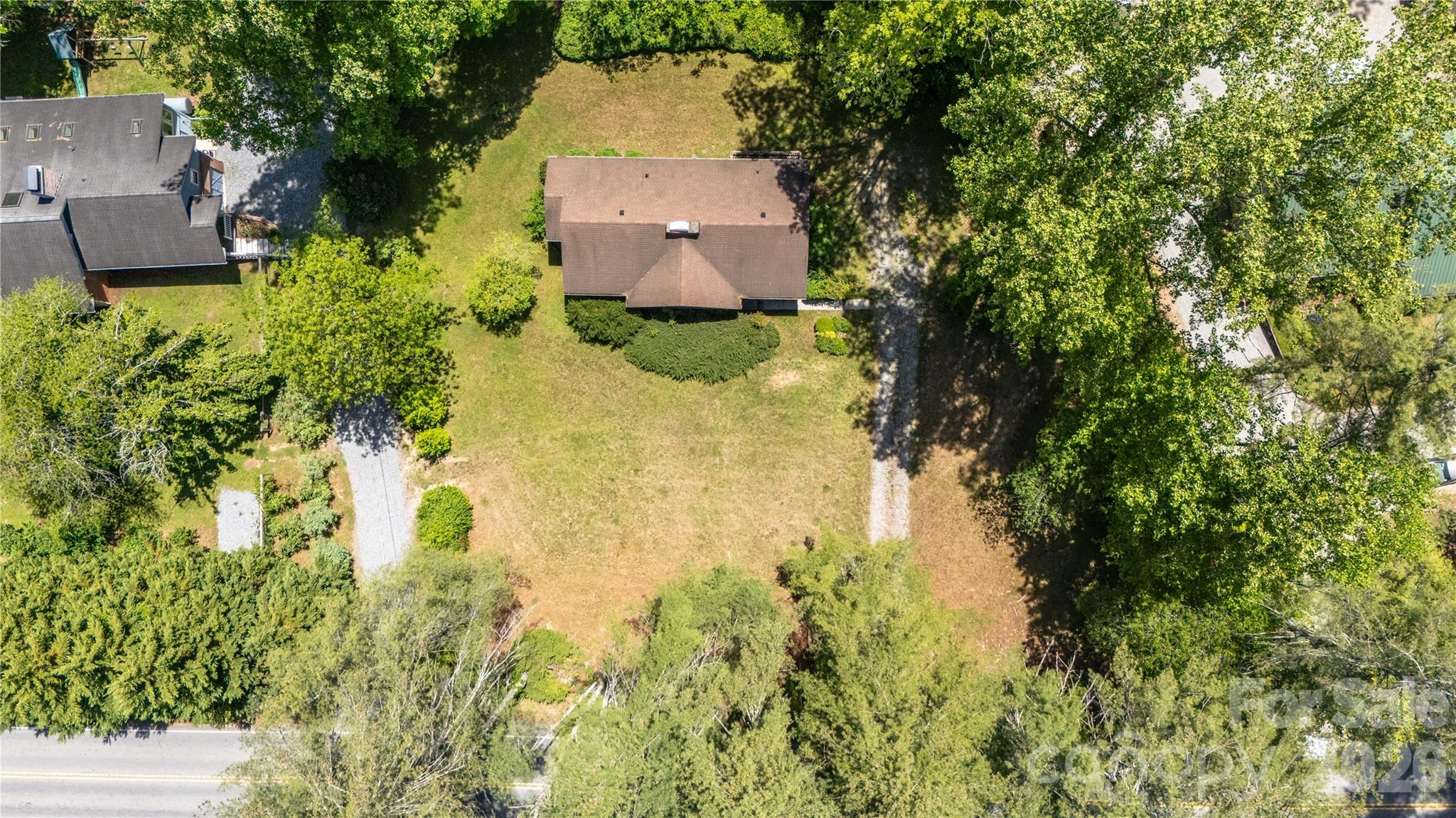 3004 Kanuga Road Hendersonville, NC 28739 - Photo 42 of 44