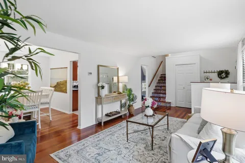 $850,000 | 9207 Paloma Lane, Springfield, VA 22153