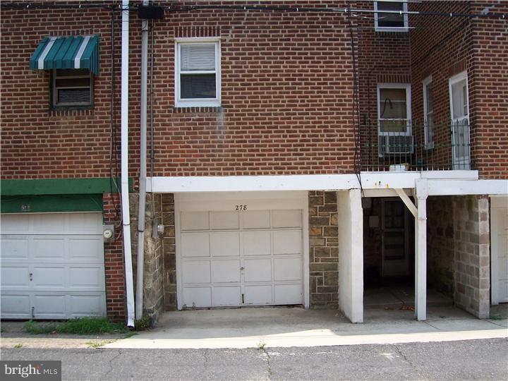 278 Copley Road Upper Darby, PA 19082 - Photo 2 of 18 Exterior Back