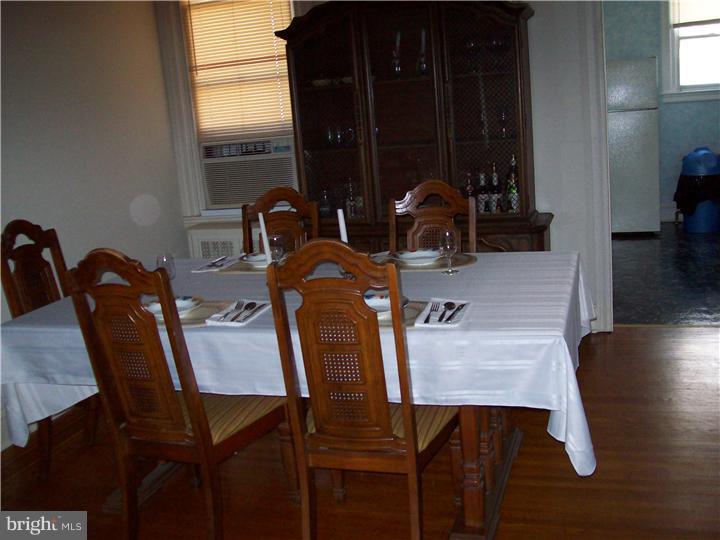 278 Copley Road Upper Darby, PA 19082 - Photo 5 of 18 Dining Room