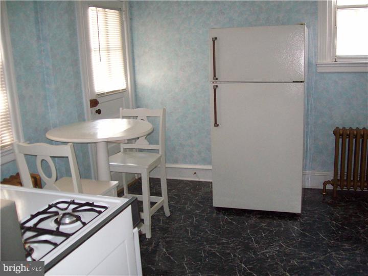 278 Copley Road Upper Darby, PA 19082 - Photo 8 of 18 Kitchen