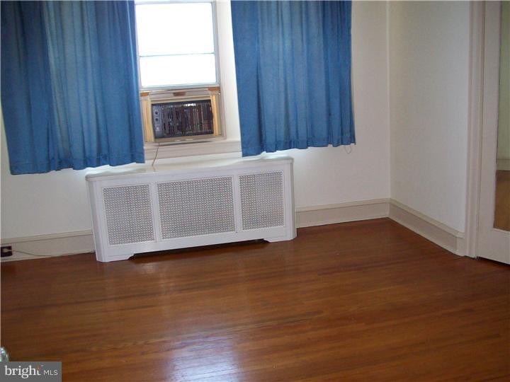 278 Copley Road Upper Darby, PA 19082 - Photo 10 of 18 Bedroom - Main