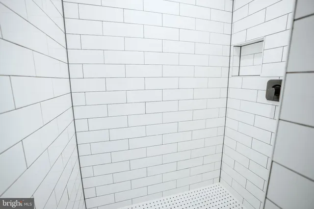 $799,999 | Jingle Bells Court, Shepherdstown, WV 25443