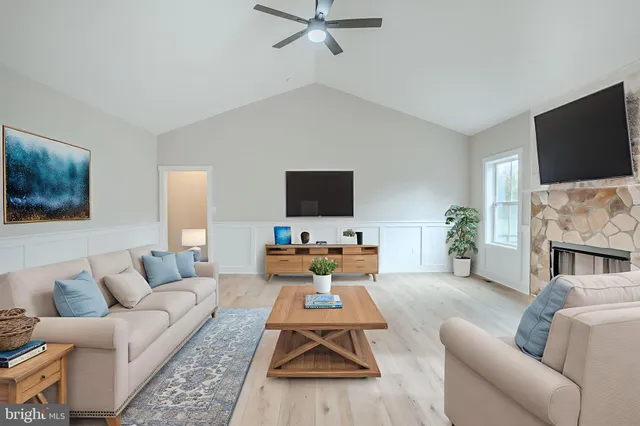 $799,999 | Jingle Bells Court, Shepherdstown, WV 25443