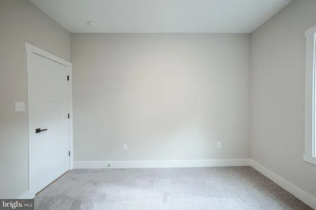 $799,999 | Jingle Bells Court, Shepherdstown, WV 25443