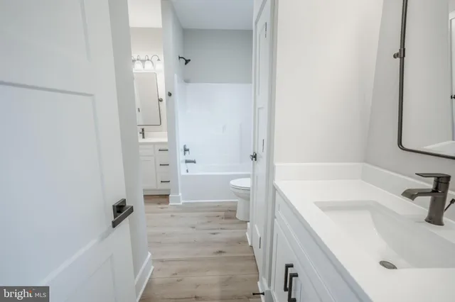 $799,999 | Jingle Bells Court, Shepherdstown, WV 25443