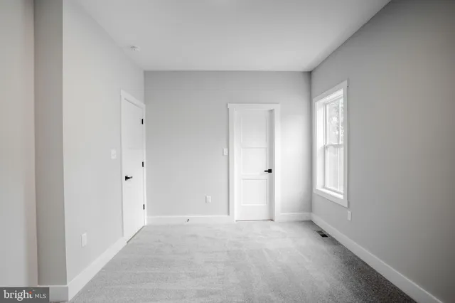 $799,999 | Jingle Bells Court, Shepherdstown, WV 25443