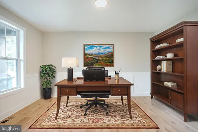 $799,999 | Jingle Bells Court, Shepherdstown, WV 25443