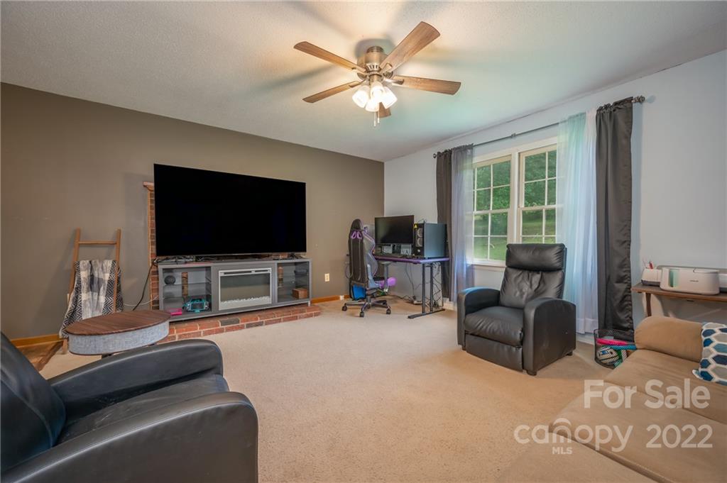 220 Homestead Lane Rutherfordton, NC 28139 - Photo 8 of 33