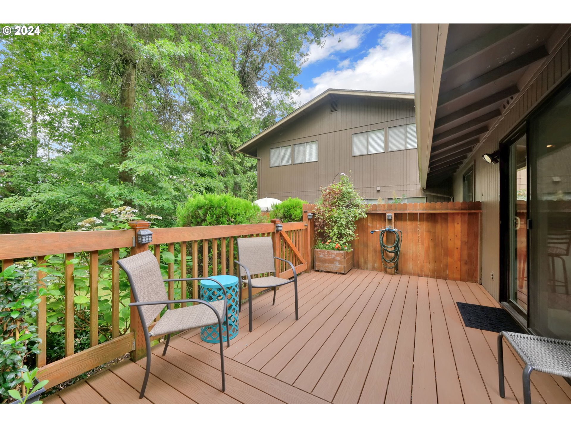 2270 Ridgeway Drive Eugene, OR 97401 - Photo 36 of 46 Gallery Image 36
