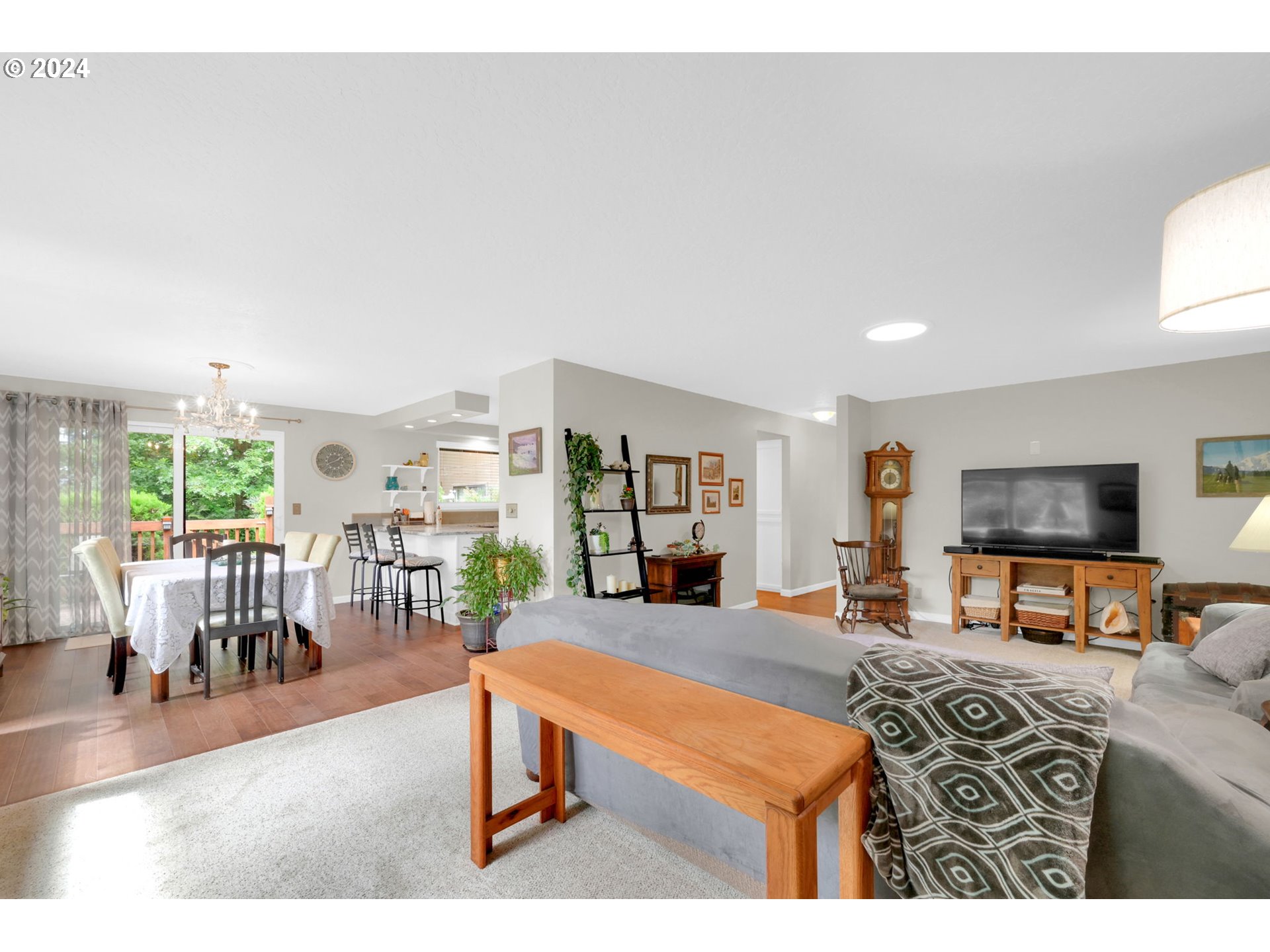 2270 Ridgeway Drive Eugene, OR 97401 - Photo 7 of 46 Gallery Image 7