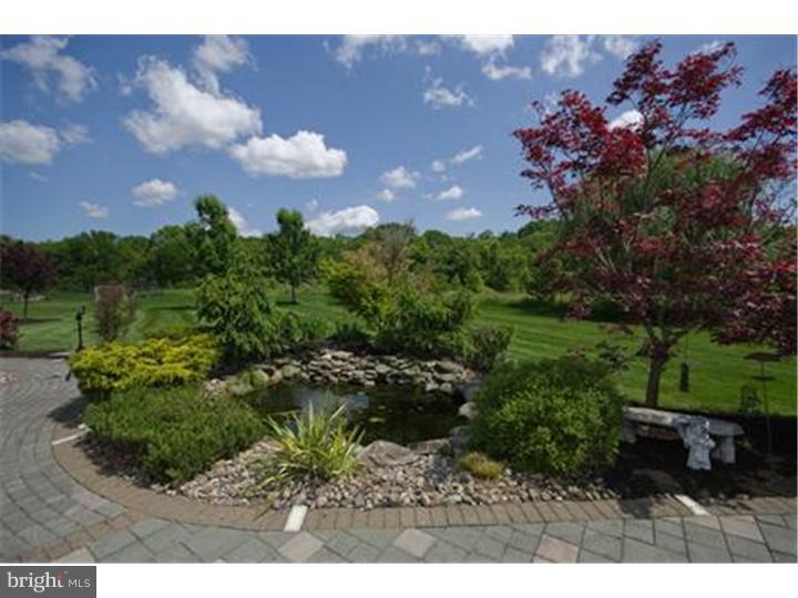 33 Zaitz Farm Road Princeton Junction, NJ 08550 - Photo 5 of 17 Family Room