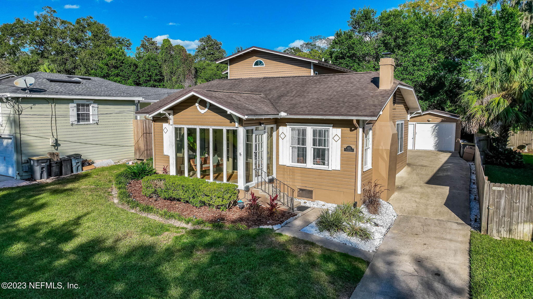 1515 Mayfair Road Jacksonville, FL 32207 - Photo 43 of 52 a front view of a house with a yard