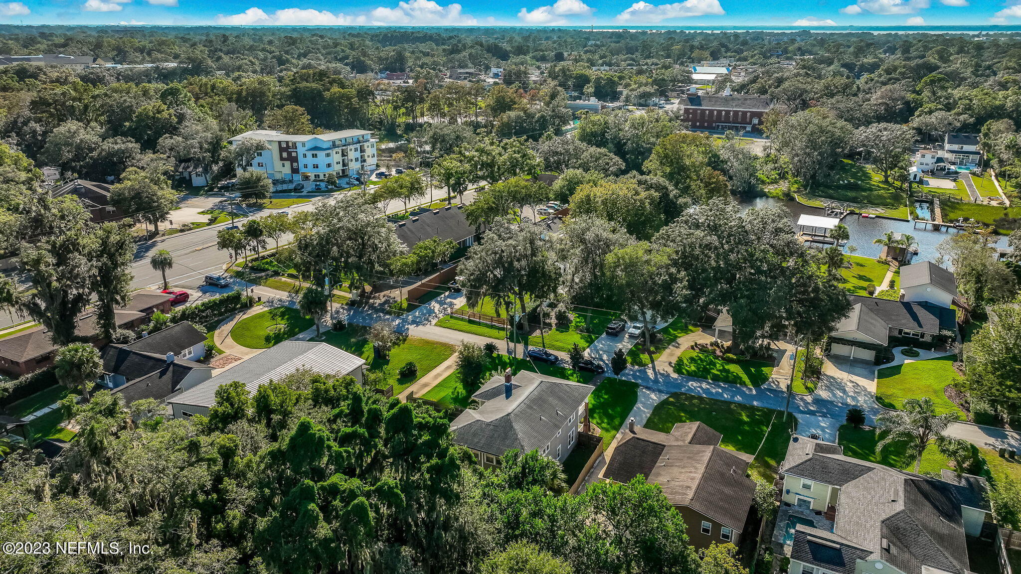 1515 Mayfair Road Jacksonville, FL 32207 - Photo 52 of 52 an aerial view of multiple house