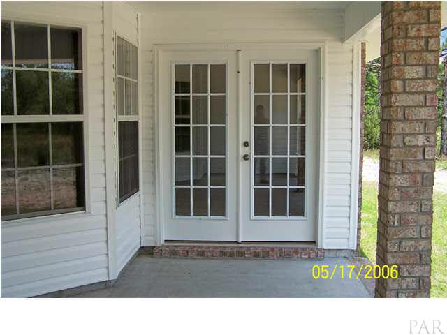9883 Nichols Lake Road Milton, FL 32583 - Photo 3 of 11 Gallery Image 3