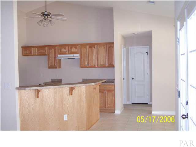 9883 Nichols Lake Road Milton, FL 32583 - Photo 6 of 11 Gallery Image 6
