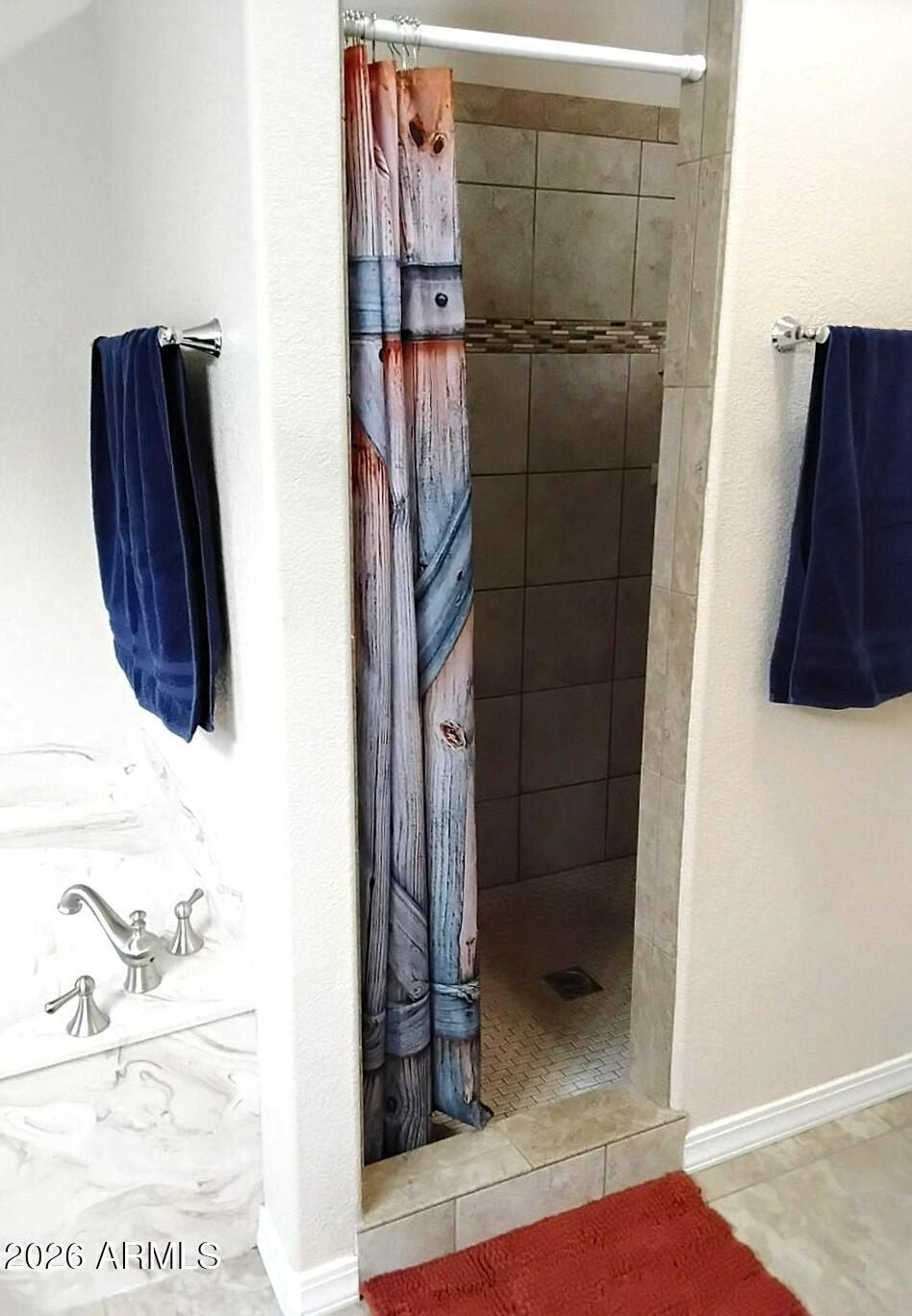 4143 North Stampede Road Kingman, AZ 86401 - Photo 15 of 28 a view of walk in closet