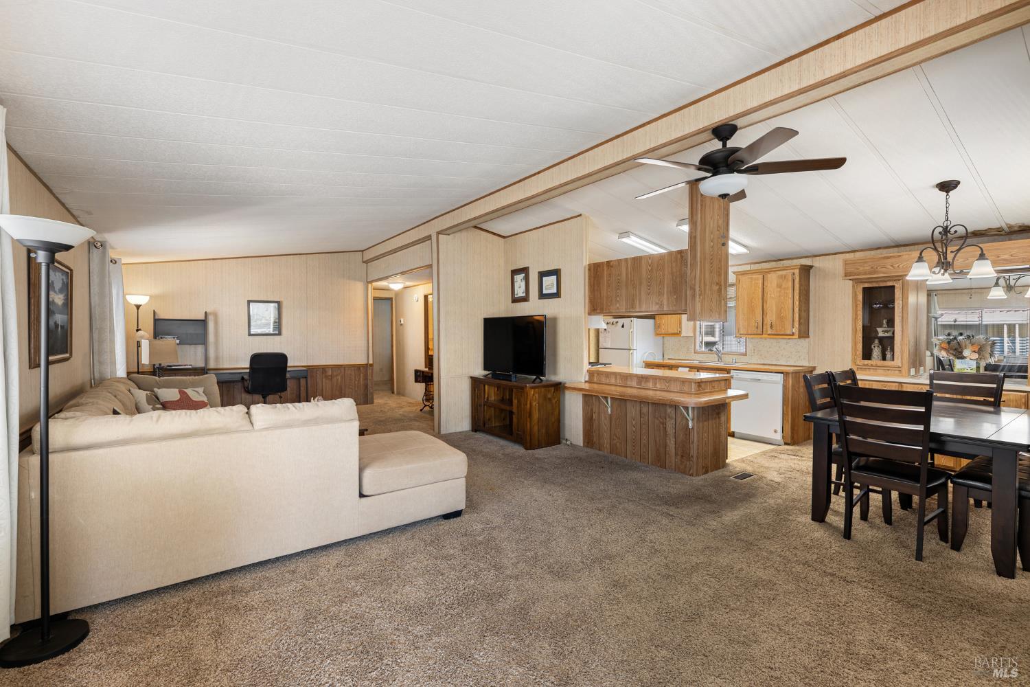 12 Del Rey Drive Vacaville, CA 95687 - Photo 2 of 28