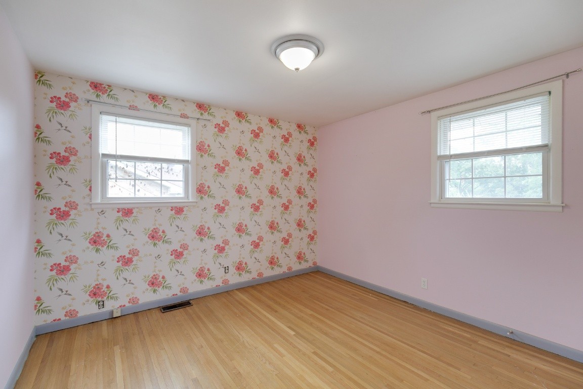 706 Ronnie Road Madison, TN 37115 - Photo 16 of 39 an empty room with windows