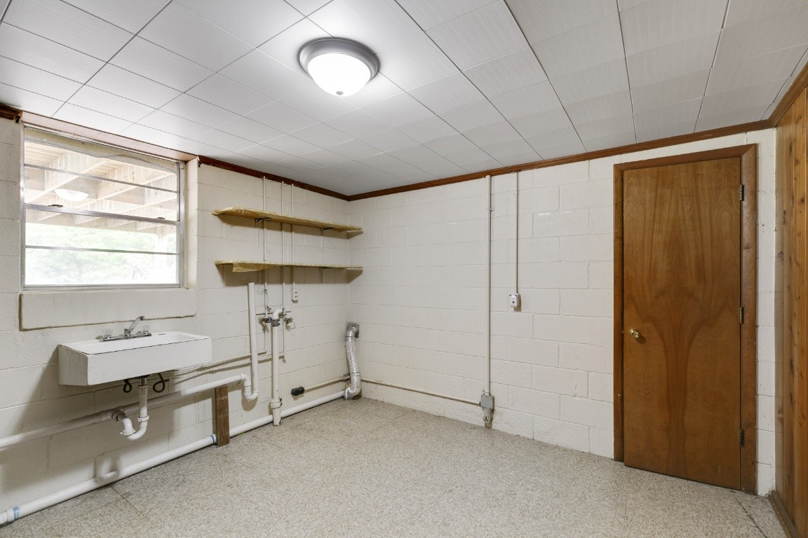 706 Ronnie Road Madison, TN 37115 - Photo 32 of 39 a view of an empty room with a window