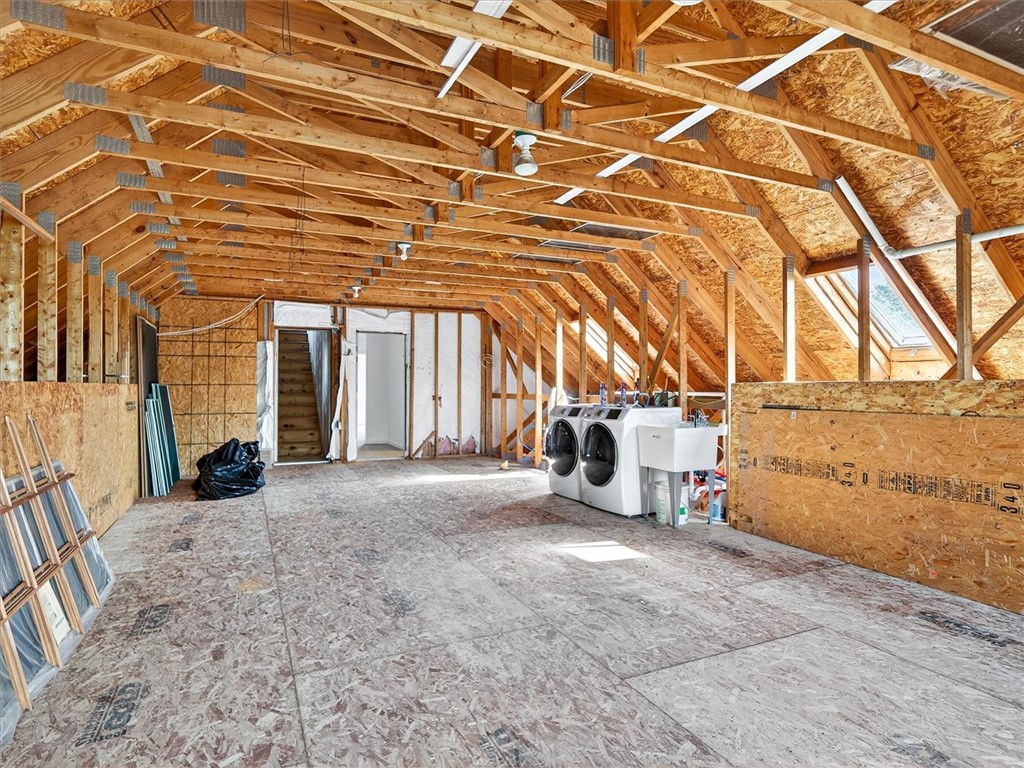 14462 Lakeshore Road Carlton, NY 14477 - Photo 20 of 33