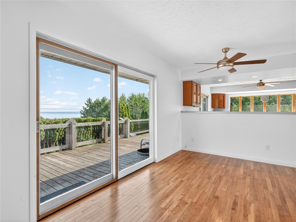 14462 Lakeshore Road Carlton, NY 14477 - Photo 6 of 33