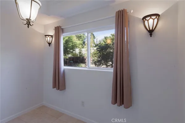 $985,000 | 10424 Big Tujunga Canyon Road, Tujunga, CA 91042