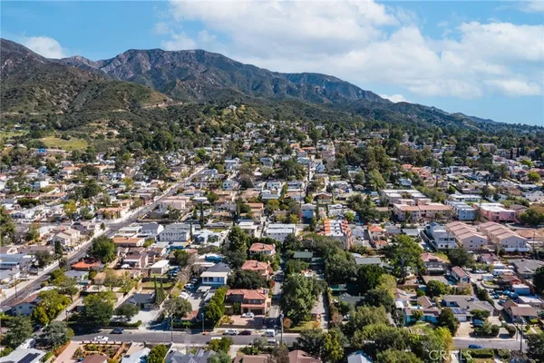 $985,000 | 10424 Big Tujunga Canyon Road, Tujunga, CA 91042