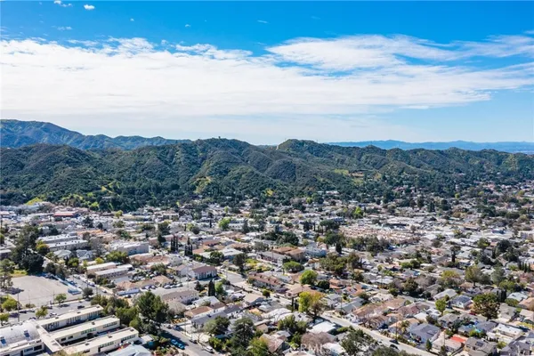 $985,000 | 10424 Big Tujunga Canyon Road, Tujunga, CA 91042