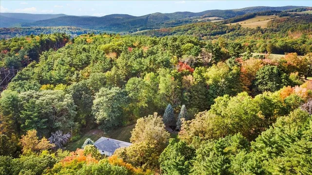 $365,000 | 989 Carpenter Hill Road, Pownal, VT 05201
