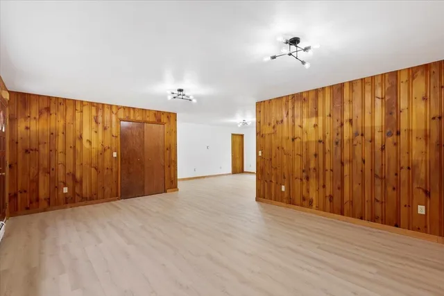 $365,000 | 989 Carpenter Hill Road, Pownal, VT 05201