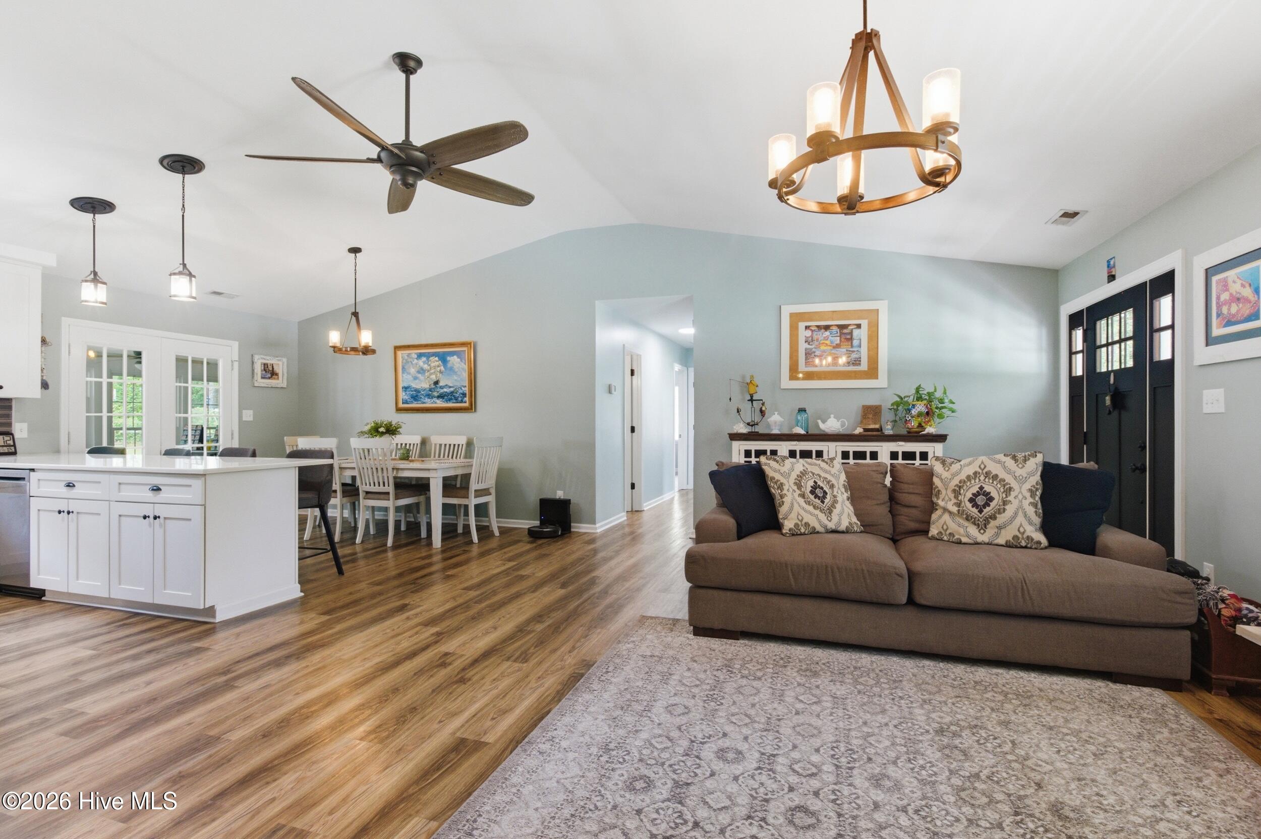 245 Barrington Ridge Bogue, NC 28570 - Photo 10 of 45