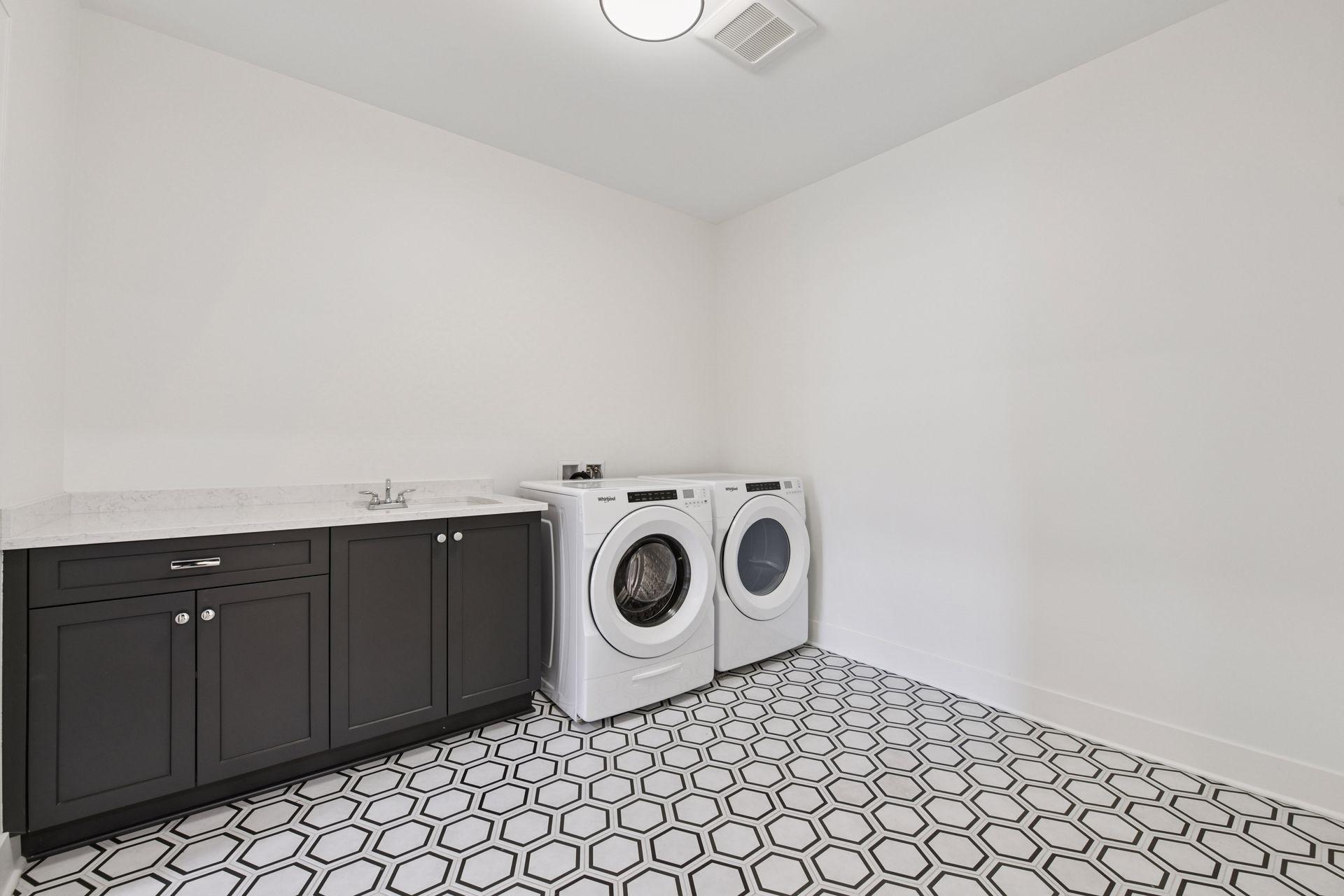 222 Ferndale Road South, Unit 207 Wayzata, MN 55391 - Photo 23 of 35