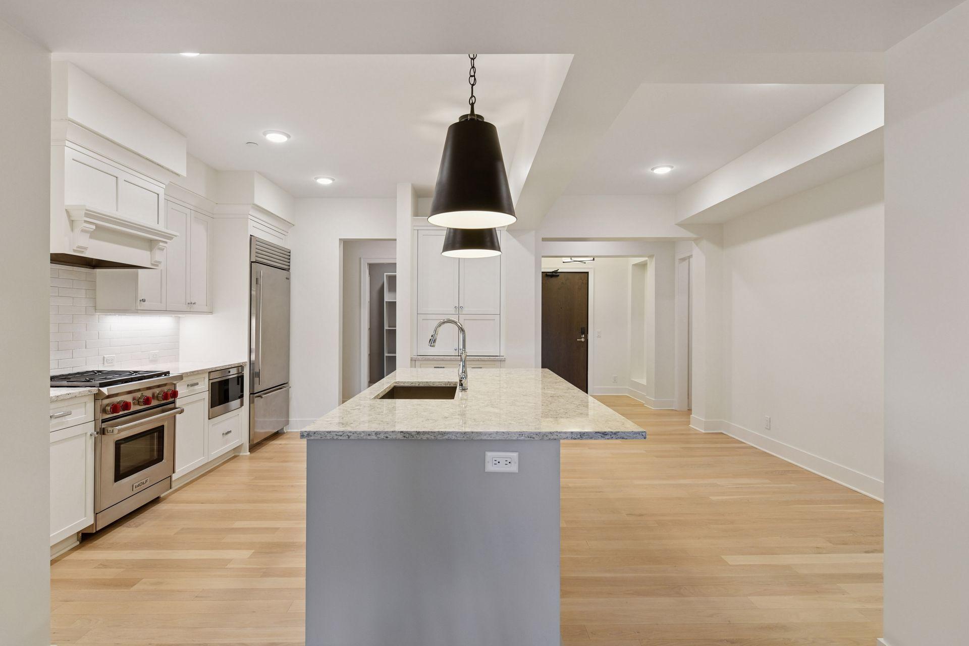 222 Ferndale Road South, Unit 207 Wayzata, MN 55391 - Photo 5 of 35