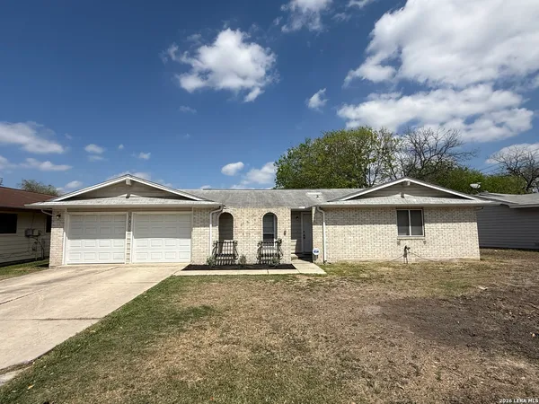 $1,395 | 5015 David Scott Drive, Kirby, TX 78219
