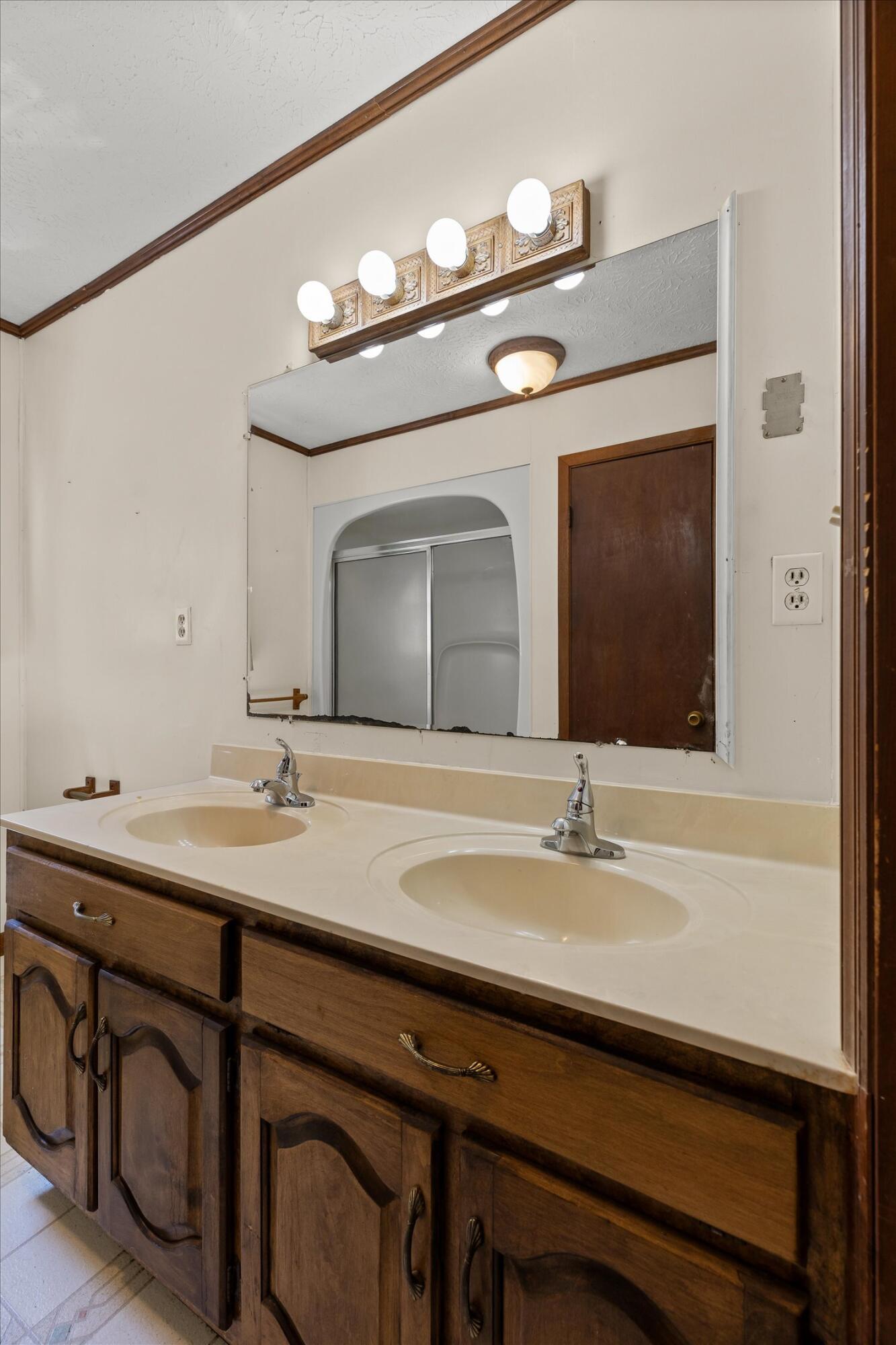 271 Doug Anderson Road Palmer, TN 37365 - Photo 13 of 58 13-Anderson-26